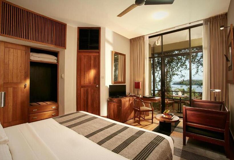 غرفة قياسية سرير كينج, Heritance Kandalama