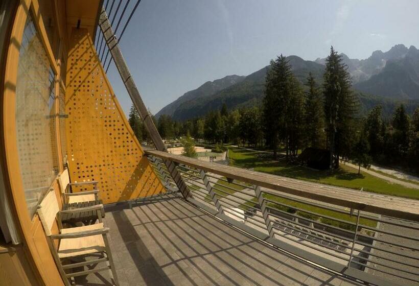 اتاق استاندارد با چشم‌انداز کوهستان, Spik Alpine