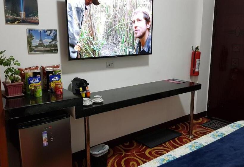 Номер Deluxe Кровать Кинг, Italy Condotel Darasa