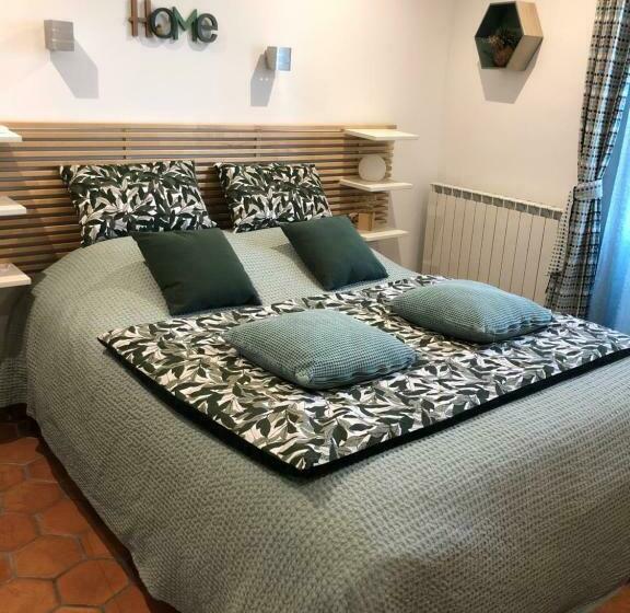 Номер Стандарт, La Bastide Maë