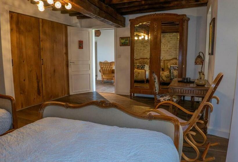 Номер Стандарт, La Maison De Souhey