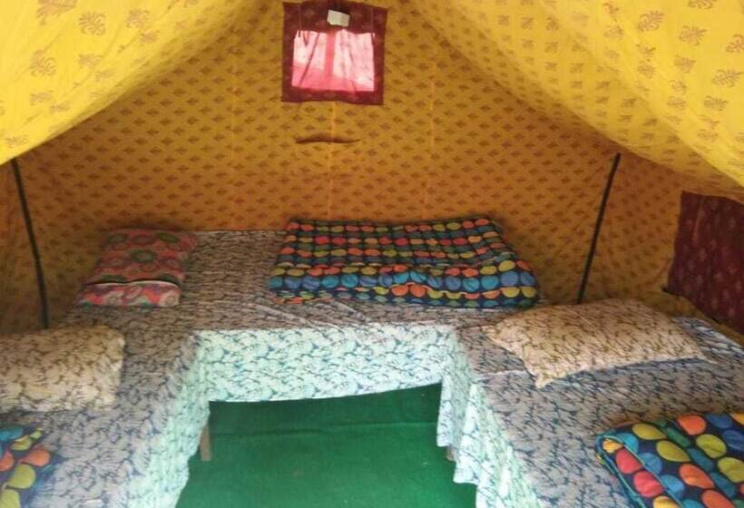 Deluxe Tent, Adb Rooms Adventure Guru