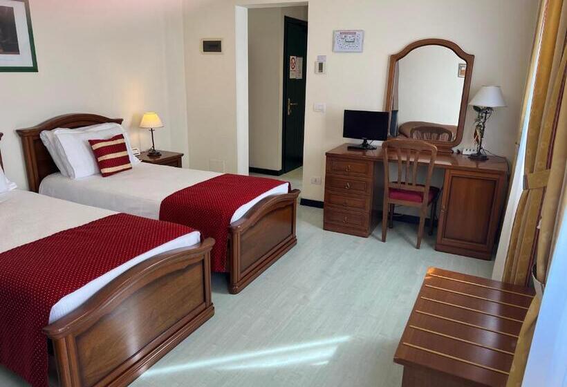 Номер Стандарт, Albergo Italia