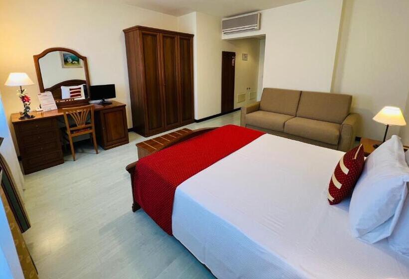 Семейный Номер, Albergo Italia