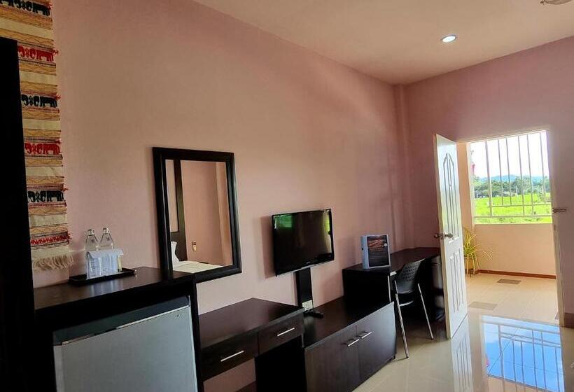 Номер Superior, Chiangkham Grand Villa   Sha Certified
