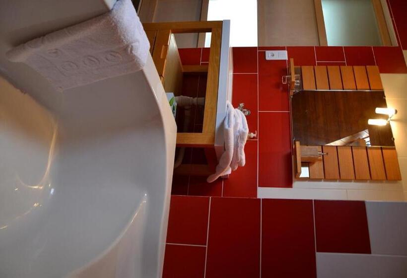 Номер Стандарт, Chambres D Hôtes Villa De Vienneenarthies