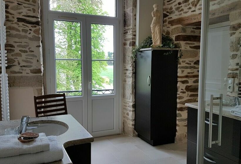 Номер Стандарт, Le Manoir De La Bigotière