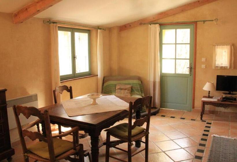 스탠다드 스튜디오 (전망), Le Moulin De La Viorne, Gîte Modulable Avec Piscine En Haute Provence