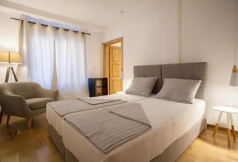 침실 1개 풀장 전망 아파트, Bella Vista Suites