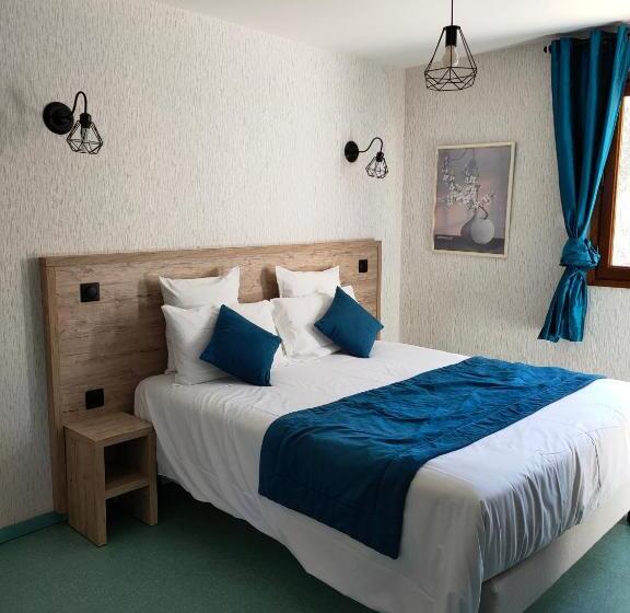 Номер Стандарт, Auberge Du Riou