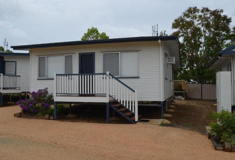 Вилла 3 Спальни, Wondai Accommodation Units And Villas