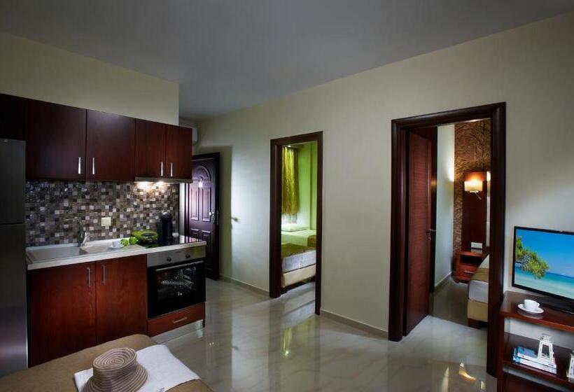 Apartamento 2 Dormitórios, 4  You Family