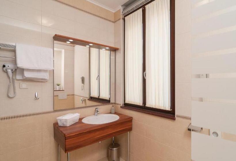带阳台的豪华间, Luxury Rooms Near The Beach