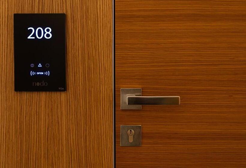اتاق لوکس, Nodo