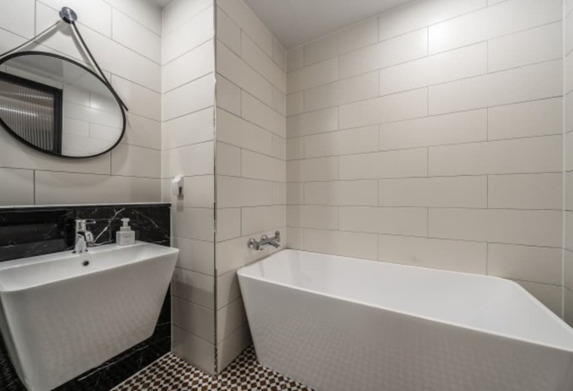 Номер Deluxe, Brown Dot Hotel Sajik Baseball Stadium