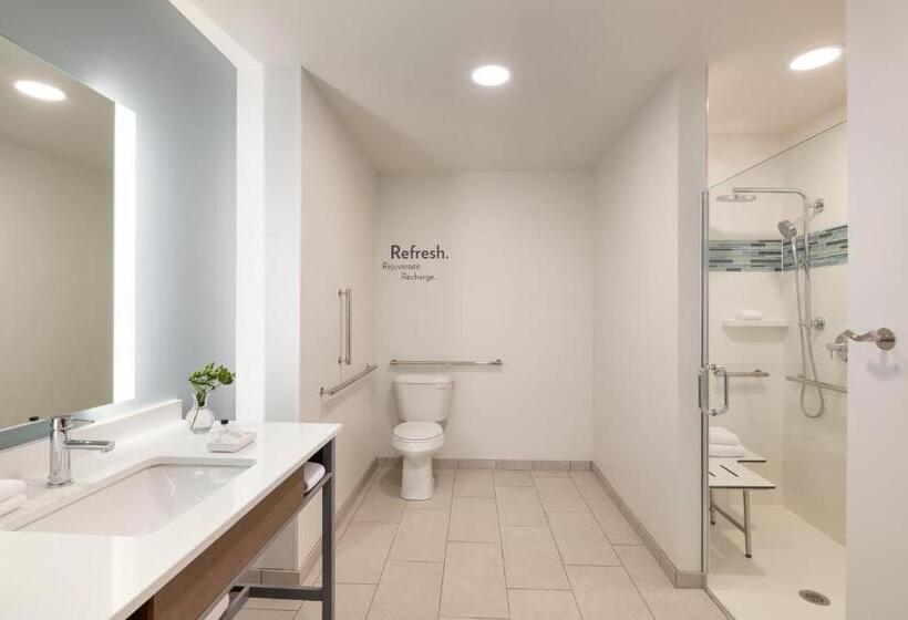 Люкс Адаптированный для Инвалидов, Staybridge Suites Rochester   Mayo Clinic Area, An Ihg