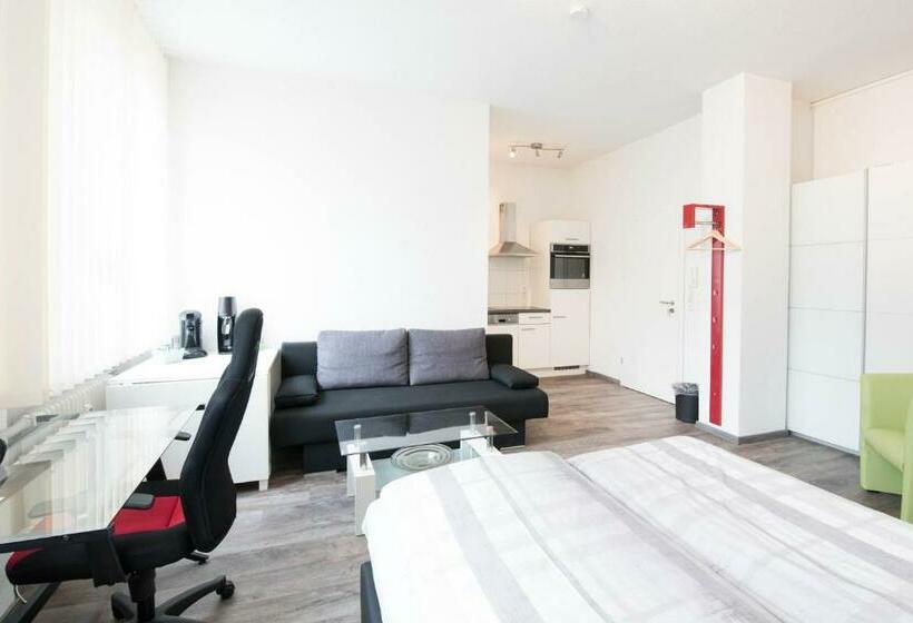스탠다드 스튜디오, Apartmenthaus Aalen