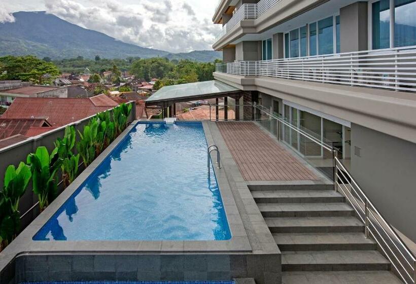 Quarto Executivo Cama King, Santika Bukittinggi