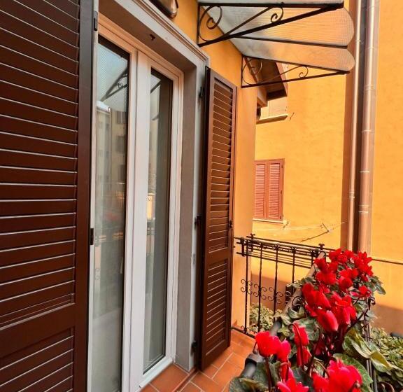 اتاق استاندارد, La Magnolia B&b
