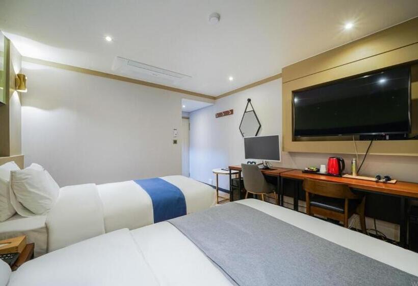 Номер Стандарт, The Stone Bridge Hotel Dongnae