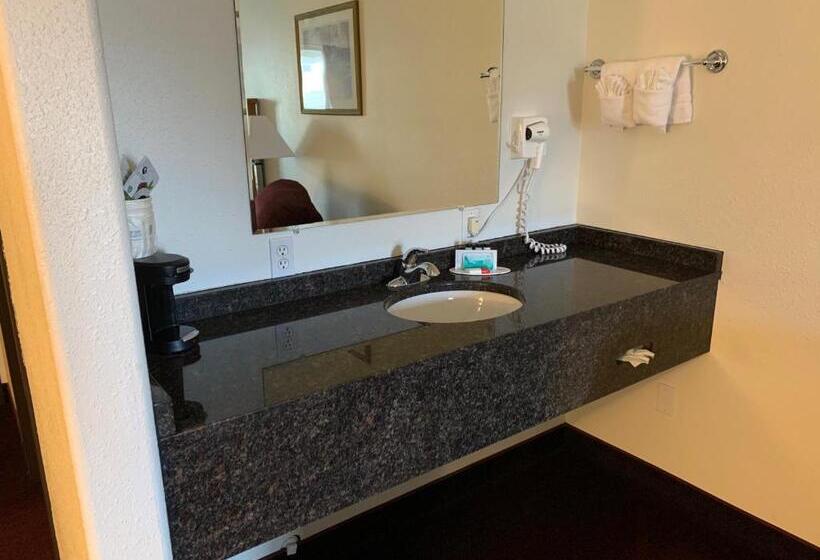 商务房间, Fairbridge Inn & Suites Williston