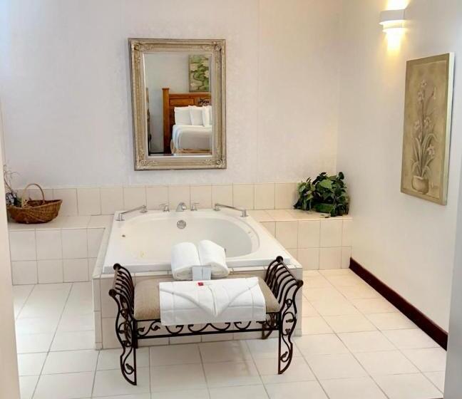 豪华套房, Fairbridge Inn & Suites Williston