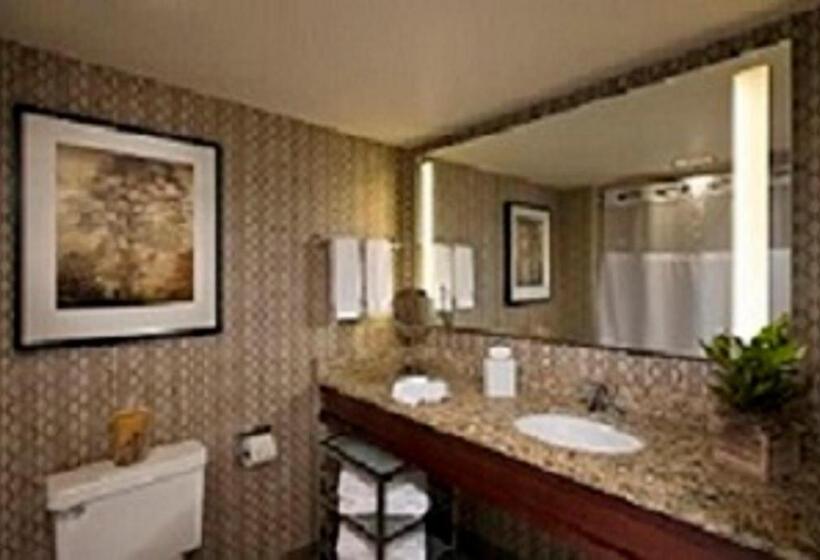 キングサイドベッドのスタンダードワンルーム, Eaglewood Resort & Spa