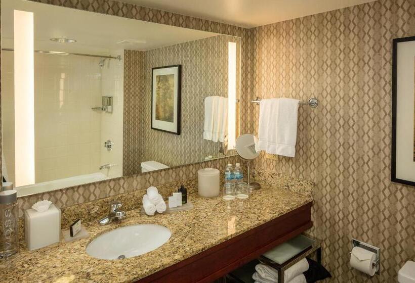 スイート, Eaglewood Resort & Spa
