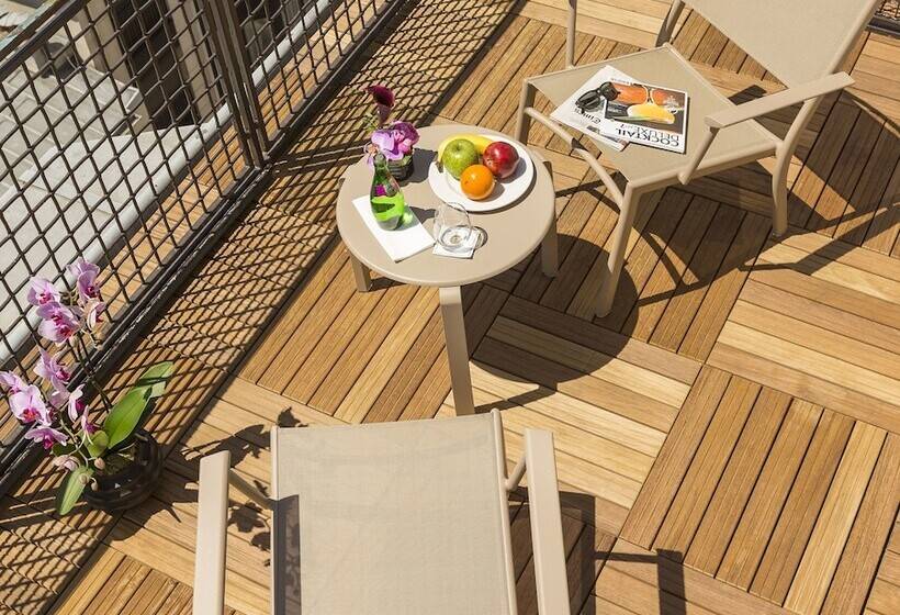 Suite with Terrace, Maison Fl