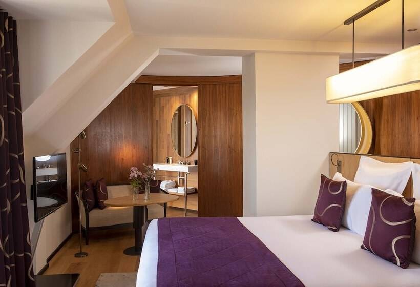 Suite with Terrace, Maison Fl