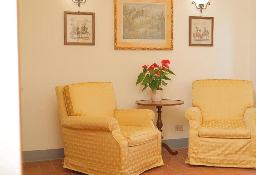 Полулюкс с Балконом, Relais Vignale & Spa