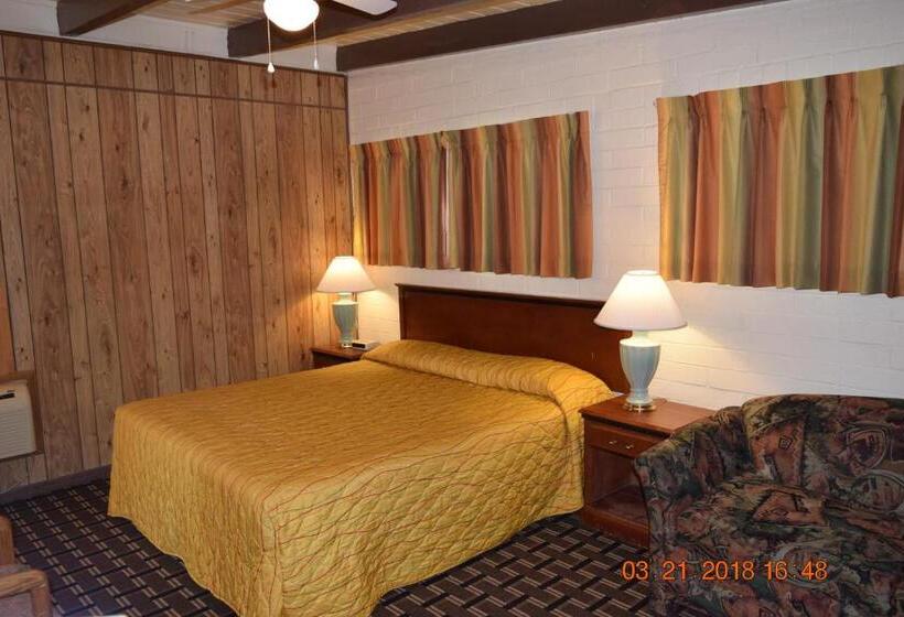 디럭스 스위트 킹 침대, Stanlunds Inn And Suites