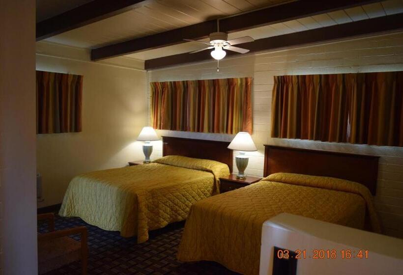 디럭스 룸, Stanlunds Inn And Suites