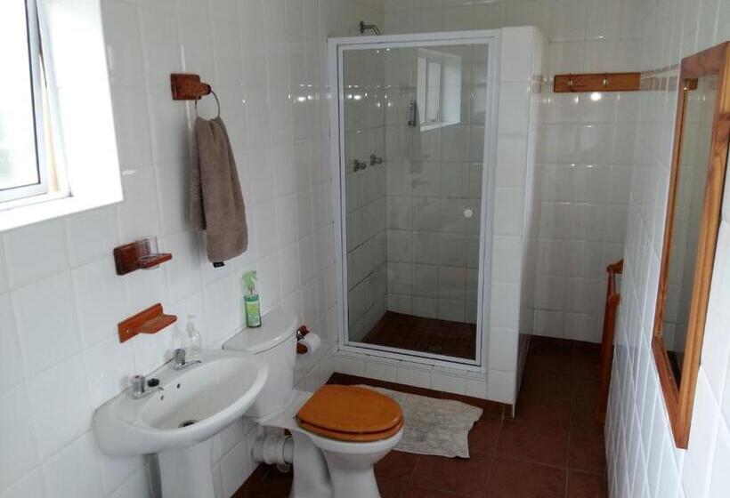 Номер Deluxe, Pine Tree Lodge Pe