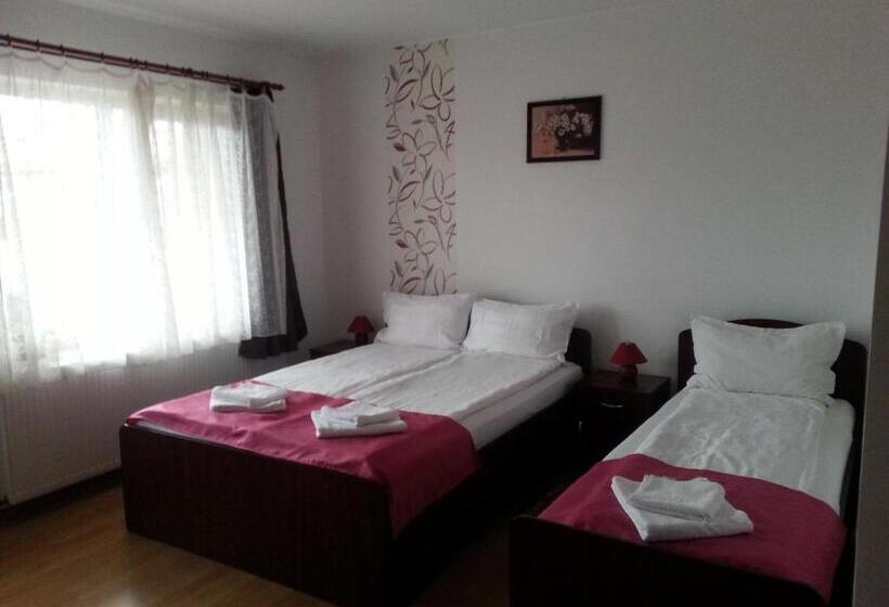اتاق استاندارد سه نفره, Casa Mia