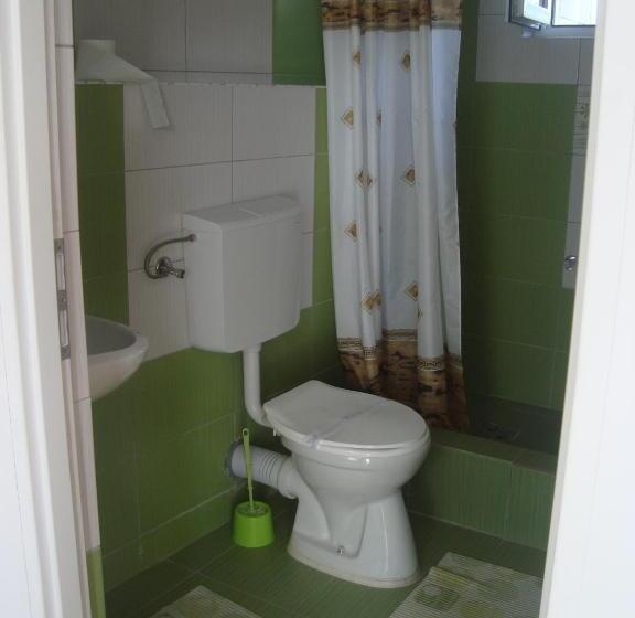 اتاق استاندارد سه نفره, Casa Mia