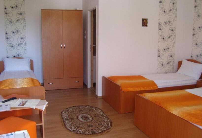 اتاق استاندارد چهار تخته, Casa Mia