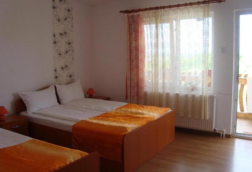 اتاق استاندارد چهار تخته, Casa Mia