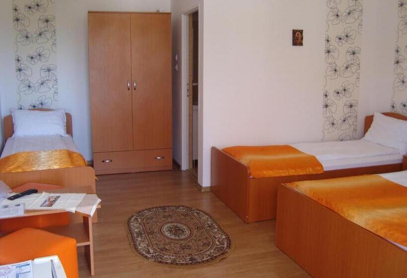 اتاق استاندارد چهار تخته, Casa Mia