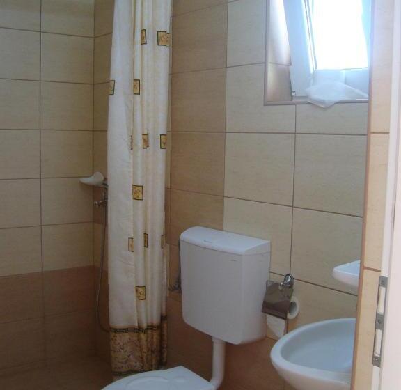 اتاق استاندارد سه نفره, Casa Mia