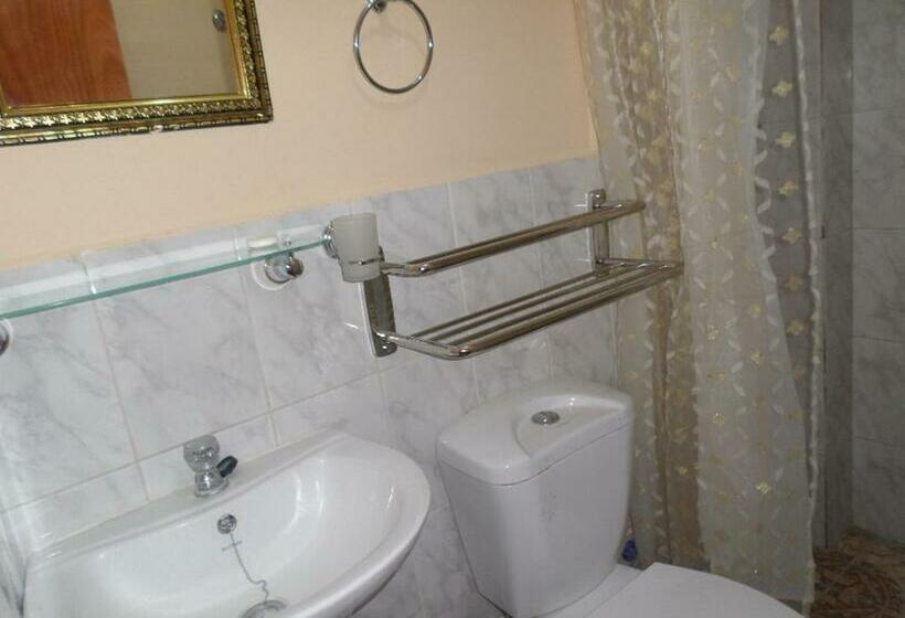 اتاق استاندارد, Hostal America