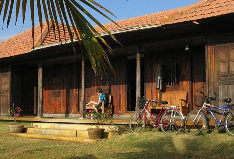 ویلای 2 خوابه, The Dune Eco Village And Spa   Pondicherry