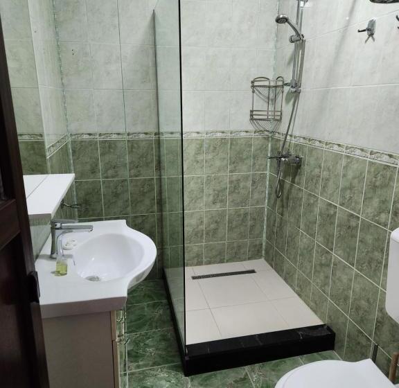 اتاق استاندارد سه نفره, Casa Minerva