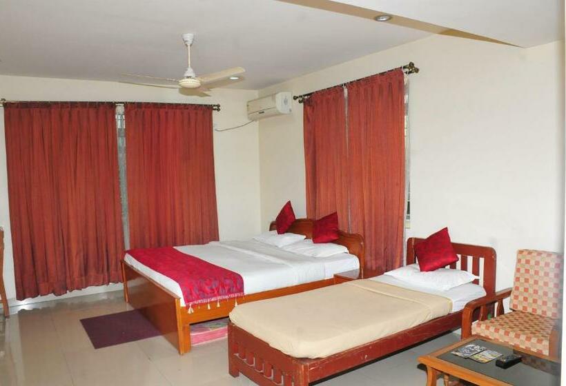 豪华房间, Kstdc Hotel Mayura Velapuri Belur