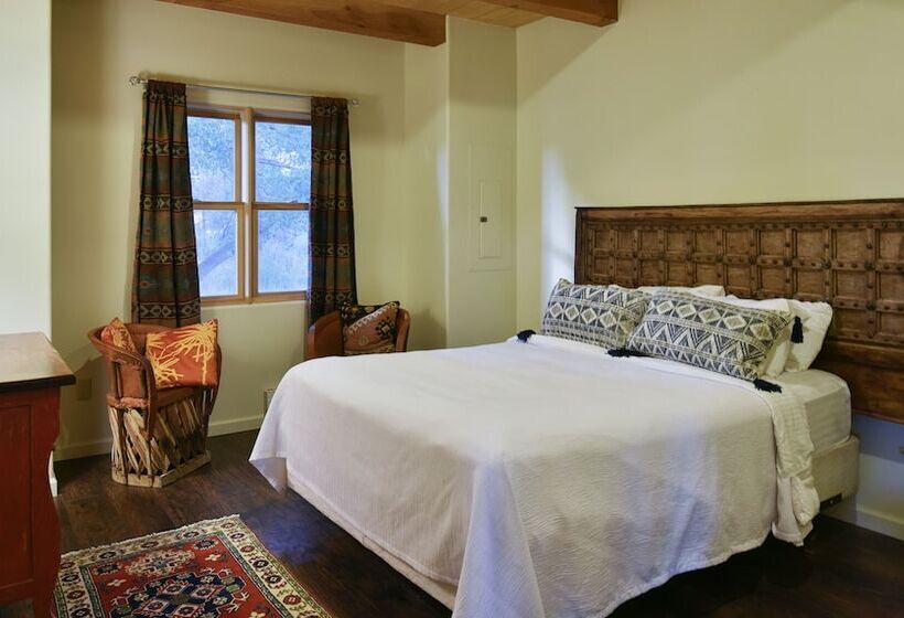 Дом 2 Спальни, Abiquiu Inn