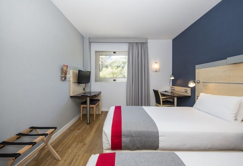Номер Стандарт, Holiday Inn Express Barcelona   Montmeló, An Ihg