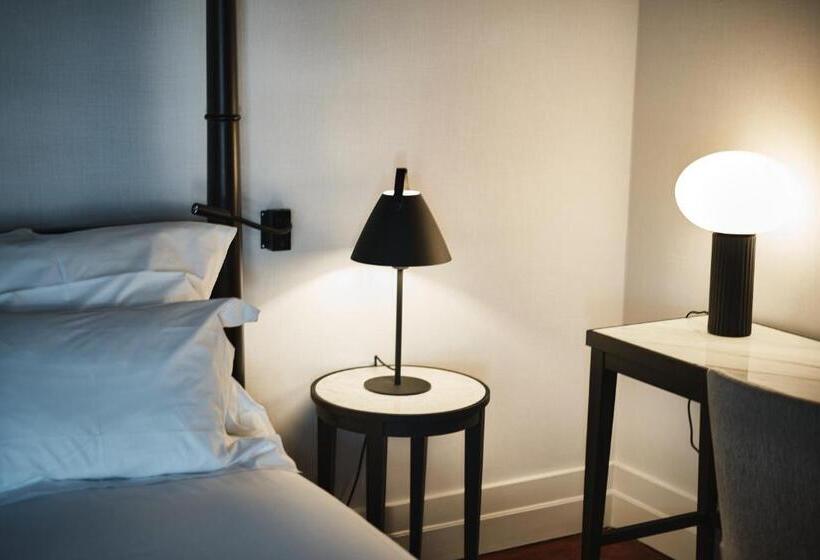 Deluxe Room Mountain View, Octant Lousa