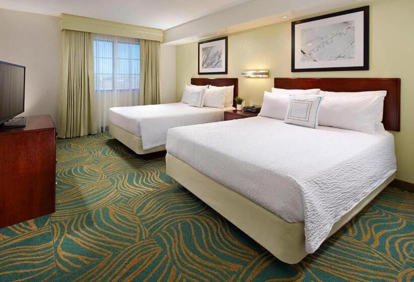 Люкс, Best Western Hesperia Victorville Suites