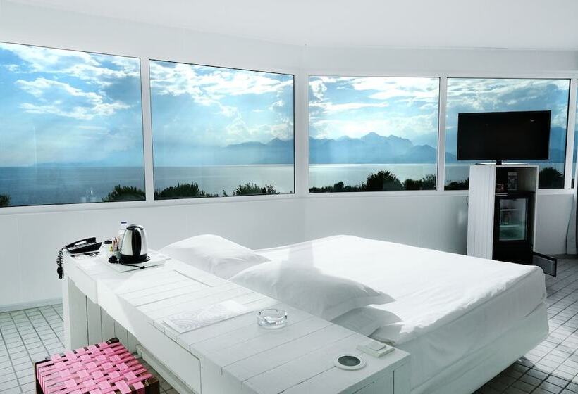 اتاق لوکس, The Marmara Antalya