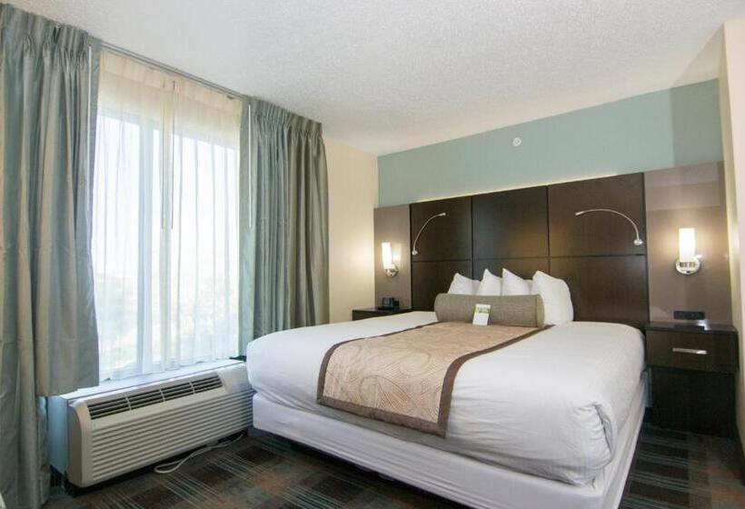 Люкс Кровать Кинг, Wingate By Wyndham   Orlando International Airport  Free Hot Breakfast